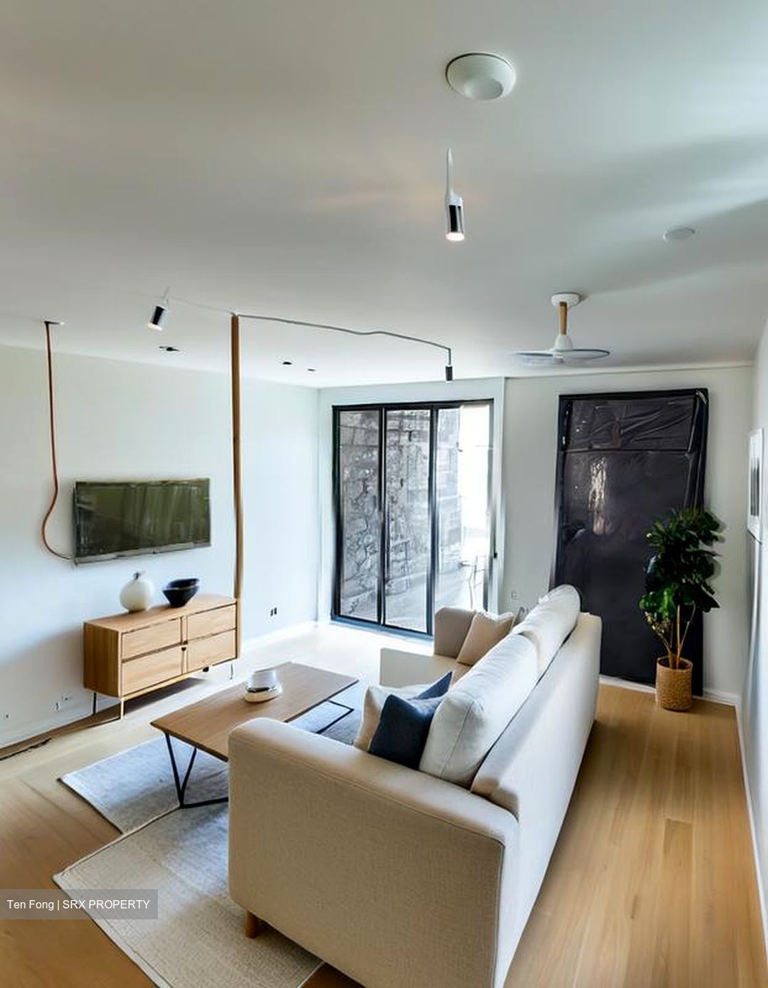 Simon Lane (D19), Terrace #534645241